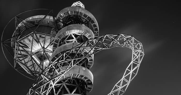 En la imagen, la torre de observación de los Juegos Olímpicos en Londres diseñada por Anish Kapoor. Foto: Shutterstock.
