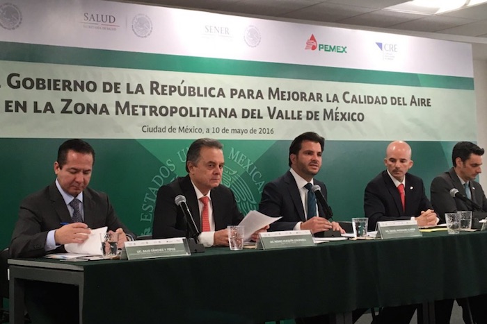 Esta mañana los titulares de la Semarnat, de la Sener y el director de Pemex ofrecieron una conferencia de prensa. Foto: Twitter