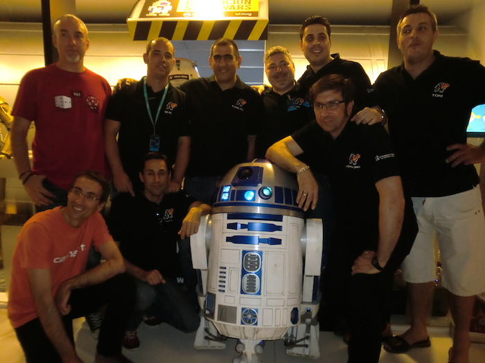 Miembros españoles del R2 Builders Club. Foto: ElDiario.es/Especial