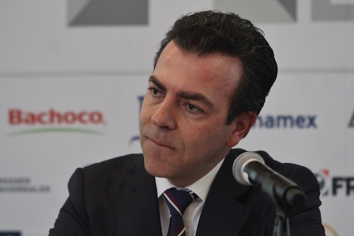 Alejandro Ramírez, presidente del Consejo Mexicano de Negocios, dio una conferencia de prensa para presentar la Feria Empresarial 2016 el próximo 7 y 8 de mayo en el Estadio Azteca. Foto: Cuartoscuro.