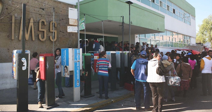 De los encuestados, el 68 por ciento reportó que es difícil encontrar un trabajo que ofrezca seguridad social. Foto: Cuartoscuro