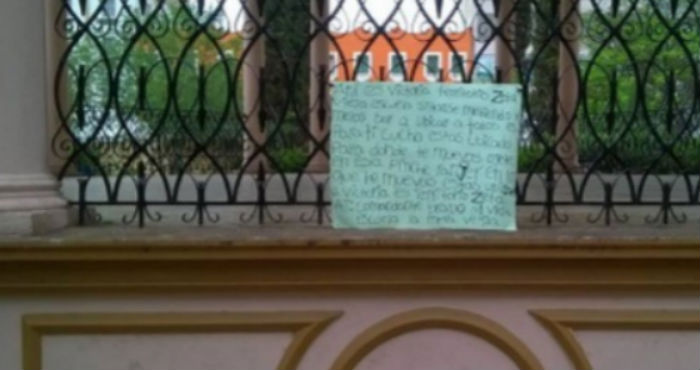 Manta dejada por los Zetas en Tamaulipas. Foto: Breibart Texas