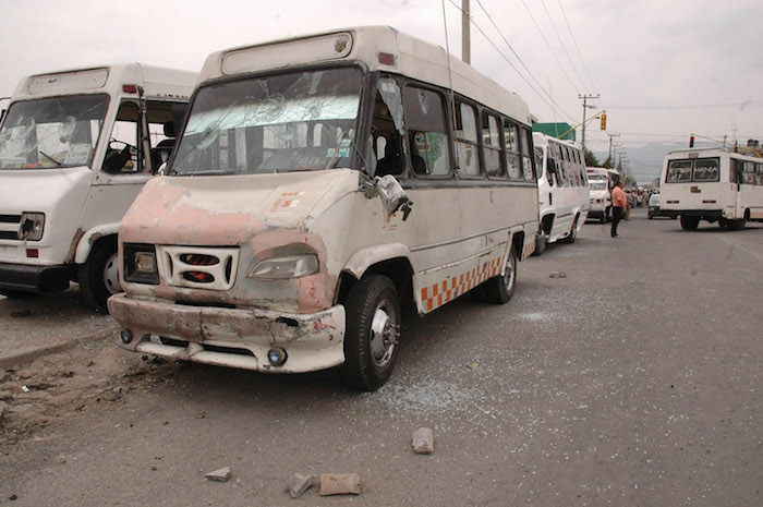 Las organizaciones denunciaron que la población mexiquense debe enfrentarse a diario a un transporte “concesionado de infame calidad”. Foto: Cuartoscuro 