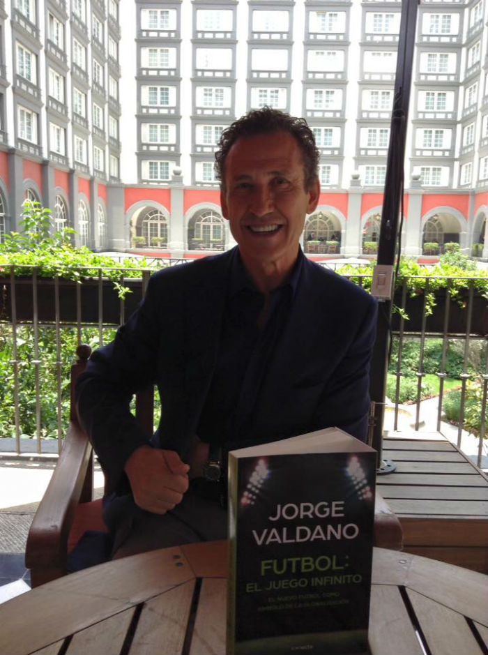 "En el futbol las cosas antes me descomponían, ahora sólo me dan un malestar pasajero".