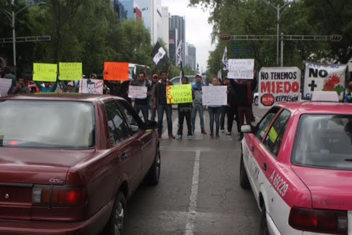 Protesta de la CNTE en Reforma. Foto: Valentina López, SinEmbargo. 