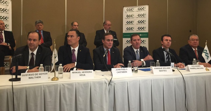 El grupo de empresarios reiteró su total respaldo a la Reforma Educativa y su agenda de implementación que contiene acción de capacitación y desarrollo profesional para los maestros. Foto: Twitter @cceoficialmx