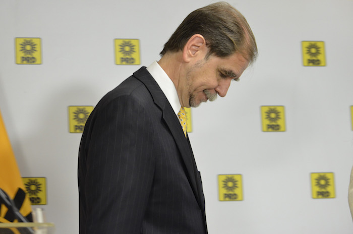 Agustín Basave, ex dirigente nacional del PRD, dejó al partido por probemas con las tribus. Foto: Cuartoscuro