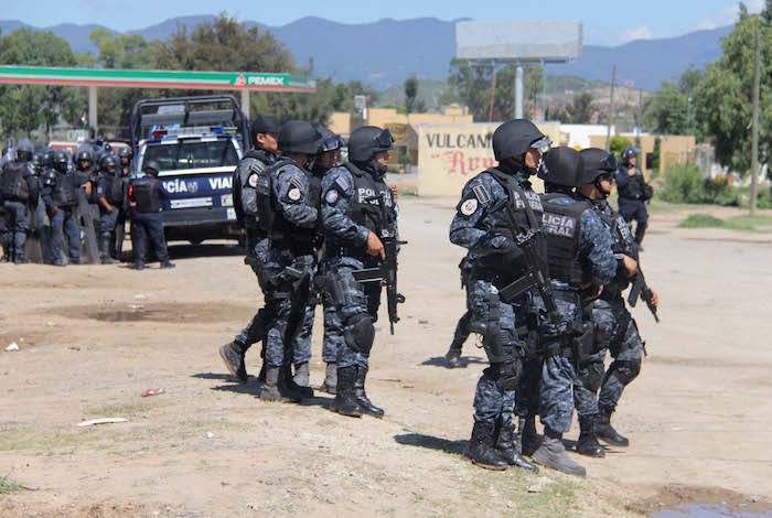 Gendarmería perteneciente a la Secretaría de Seguridad Pública participaron en desalojo. Foto: Arturo Pérez 