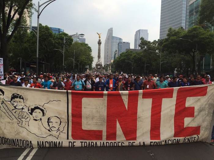 En conferencia de prensa, voceros de la CNTE aseguraron que el presunto desabasto en Chiapas y Oxaca es una estrategia mediática para desprestigiar la lucha magisterial. Foto: Valentina López, SinEmbargo.