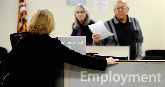 En cuanto al salario medio por hora, el mes pasado creció un 0.1 por ciento y se situó en 25.61 dólares, mientras que el incremento acumulado desde junio de 2015 fue del 2.6 por ciento. Foto: EFE