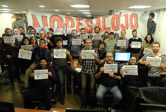 Los trabajadores de Tiempo Argentino crearon una coperativa para financiar el medio. Foto: Twitter @pormastiempo