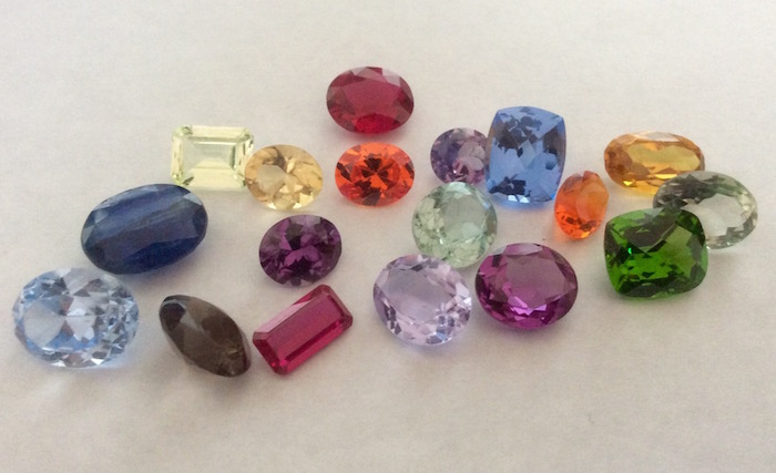 El primer asomo del mundo es su fisonomía de obstáculo; es la piedra o la barda en el camino... Foto: Óscar De la Borbolla