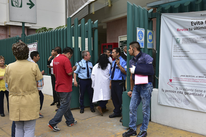 El motivo por el que la llegada de Marisol al hospital del IMSS en Tuxtla fue tardía, fue porque estaba autorizada hasta las 8 de la mañana del día siguiente, 20 de julio, ya que durante la madrugada no había médico intensivista que la recibiera en la Unidad de Cuidados Intensivos. Foto: Cuartoscuro