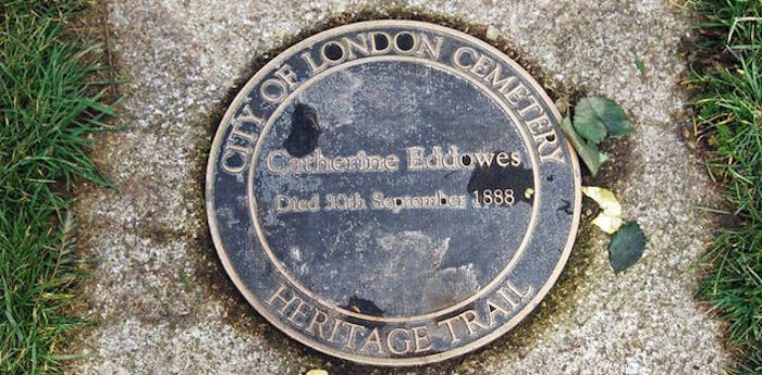 Tumba de Catherine Edowes, víctima de Jack el Destripador, en el Cementerio de Londres. Foto: Viajar Ahora