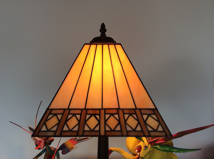 Hay una inmensidad hacia arriba y afuera donde el tamaño de la masa de las estrellas es tan grande que el espacio se curva, donde las velocidades son tan intensas que deforman el tiempo, donde no hay puntos fijos respecto de los cuales medir la velocidad, porque sólo hay mediciones relativas entre sistemas que están moviéndose, y donde el tiempo se revela como una dimensión más del espacio. Foto: Especial