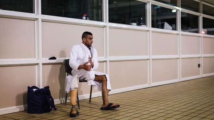 El nadador sirio Ibrahim al Hussein perdió su pierna en un ataque de misiles. Foto: ACNUR