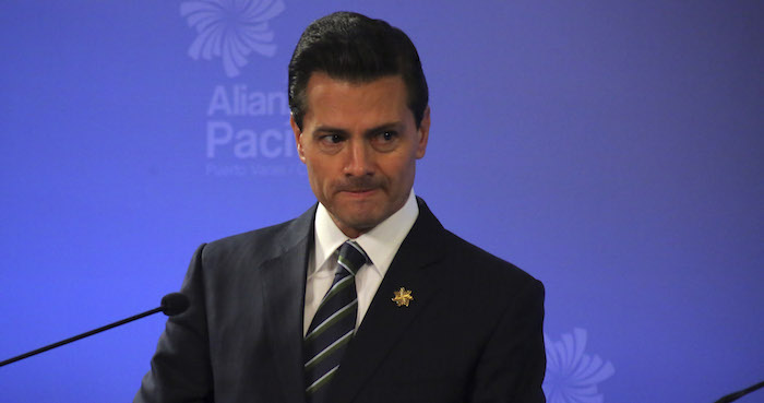 "No las voy a meter [las manos], las voy a meter a favor de la legalidad […], cada gobernante tendrá que enfrentar los señalamientos, las investigaciones": Peña Nieto. Foto: Cuartoscuro