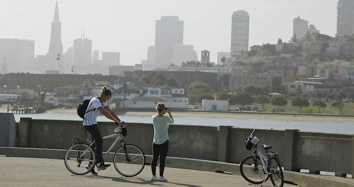 En la imagen, el Parque Acuático donde un joven fue asesinado a tiros cuando jugaba Pokémon Go. Foto: Eric Risberg, AP.