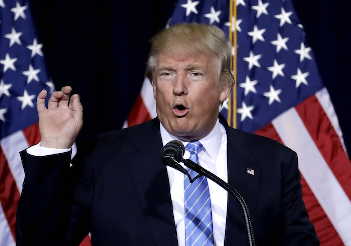 Trump en Arizona: "México va a pagar por el muro y no lo sabe". Foto: AP