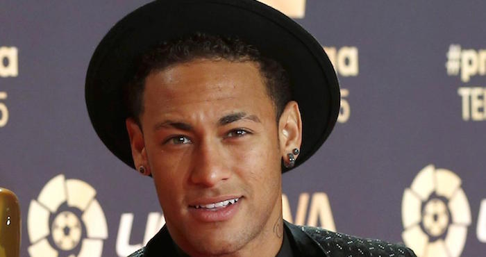 Neymar anuncia su carrera como cantante Foto: EFE
