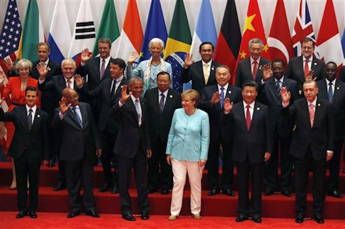 Gobernantes posan para la foto de grupo en Centro Internacional de Exposiciones de Hangzhou antes de la cumbre del G20 en Hangzhou, China. Foto: AP