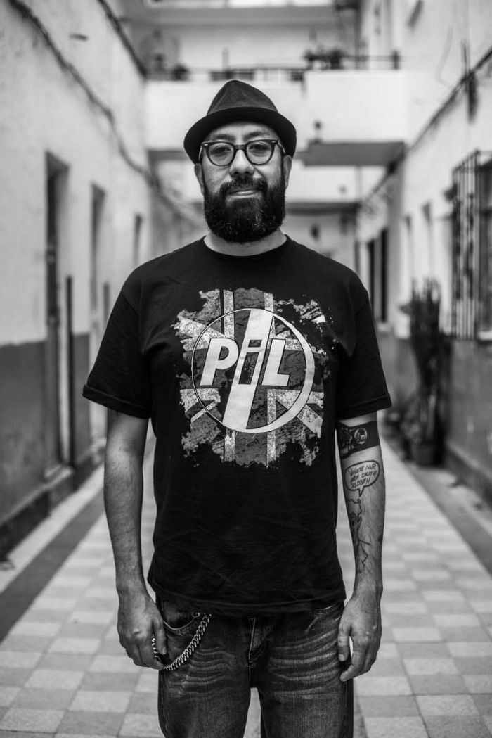 Ser gay es ser contracultural, afirma. Foto: Cortesía Alejandra Carbajal