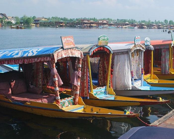 Casas barcos, en el estado de Kachemir. Foto: Eldiario.es/Canarias Ahora
