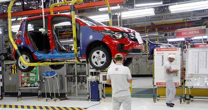 El fabricante ha recibido quejas de seguridad por sus autos; tres muertes y cinco lesionados. Foto: EFE.