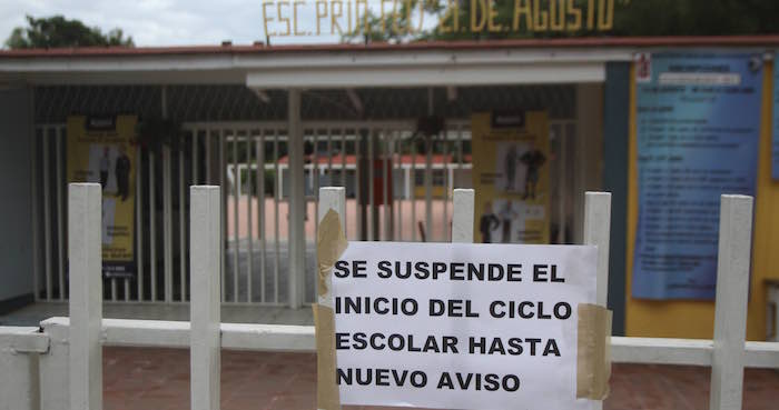 Más de dos mil profesores serán despedidos por no iniciar el ciclo escolar el pasado 22 de agosto. Foto: Cuartoscuro