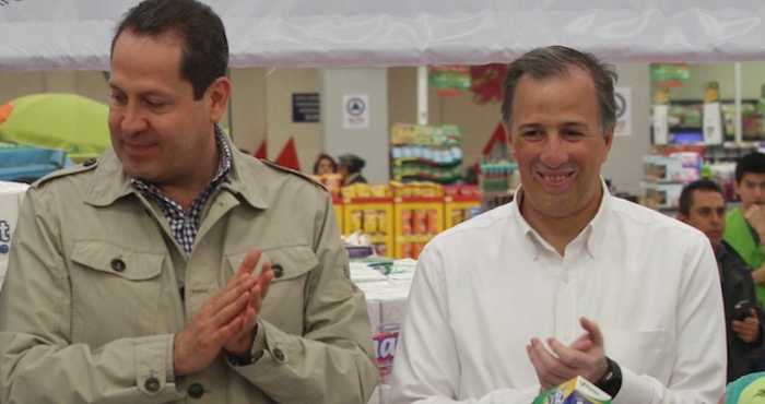 La perspectiva no pinta nada bien para Peña Nieto y su promesa de no entregar el poder a la oposición. O se saca una carta de la manga (ha dicho que el tiempo le dará la razón respecto de los cambios de gabinete realizados en la semana) o tendrá que persignarse y apostar su futuro al menos malo de sus valedores. Foto: Cuartoscuro