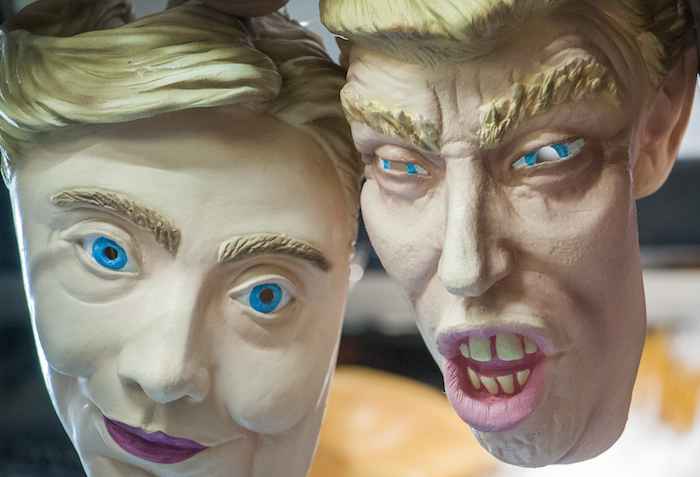 Las máscaras de Halloween de Hillary y Trump. Foto: Cuartoscuro.