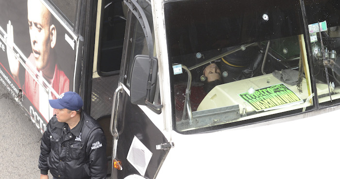Imagen del asalto a un autobús de pasajeros en Naucalpan, Estado de México. Foto: Archivo Cuartoscuro.