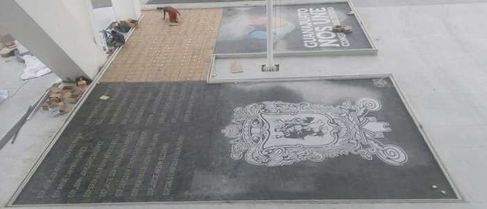 Así lucían las placas. Foto Carmen Pizano.