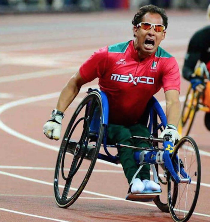 Salvador Hernández Mondragón, medalla de bronce en T52 de 100 metros. Foto: @CONADIS_MX