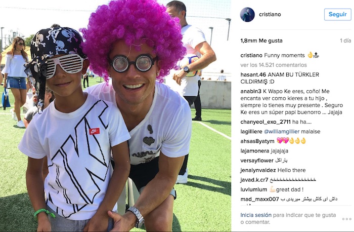 Cristiano Ronaldo en compañía de su hijo. Foto: Instagram. 