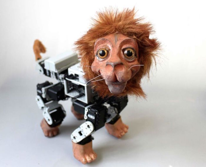 Boris, el león 'steampunk' robotizado de Oriol Aubets. Foto: ElDiario.es