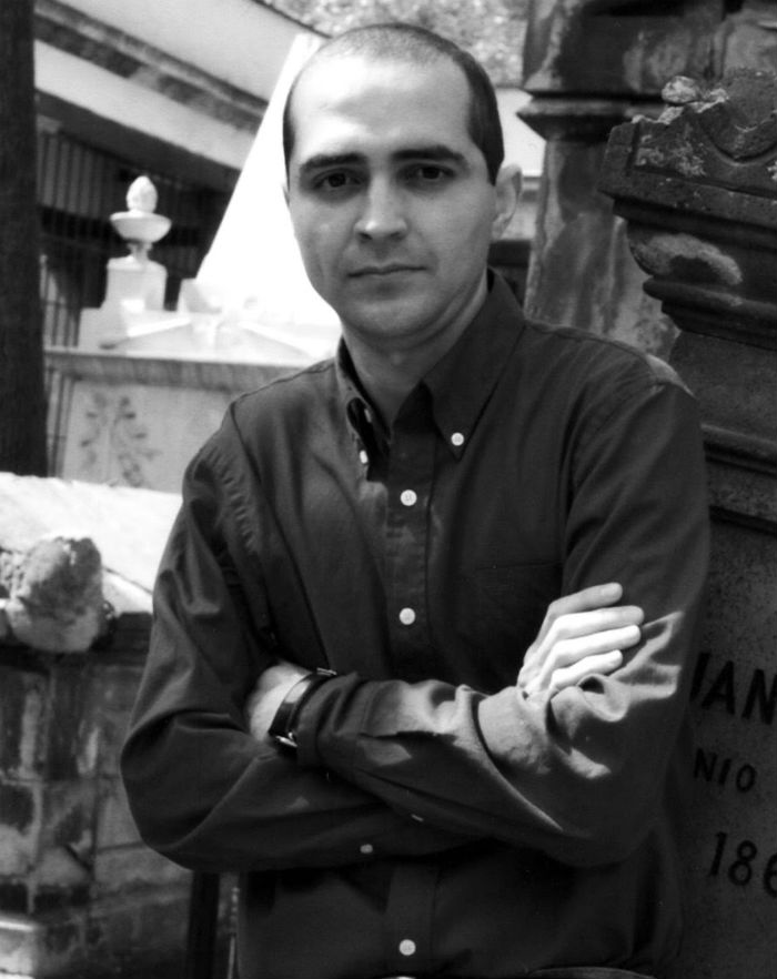 Geney Beltrán, autor de una nueva antología sobre la escritora. Foto: Cal y Arena