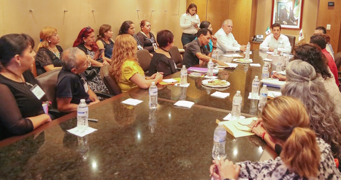 La reunión entre el Gobernador de Tamaulipas y las organizaciones sociales. Foto: Especial