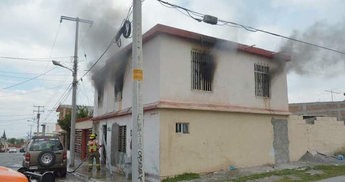El fuego pudo ser extinguido luego de 20 minutos de batalla. Foto: VANGUARDIA
