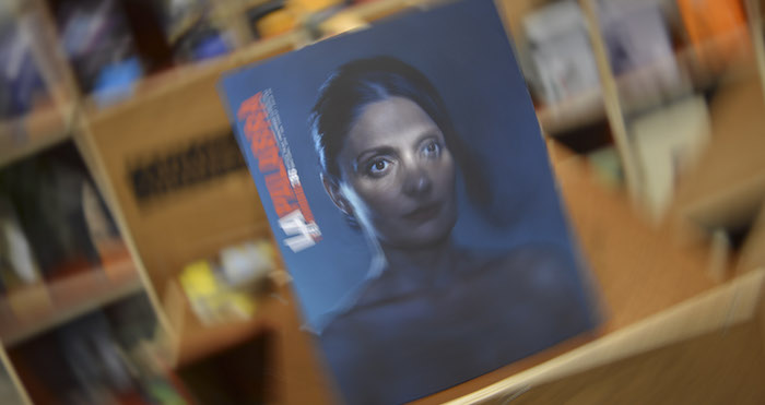 Entonces el ritual cumple su ciclo. Salimos de ahí con un manuscrito lleno de marcas, de tintas de colores. Salimos, también, con anotaciones por doquier. Foto: Cuartoscuro.