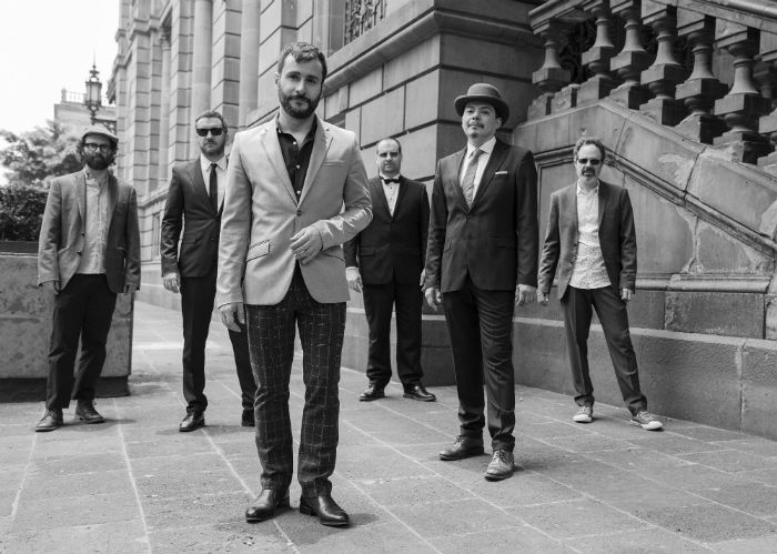 La banda presenta esta noche en Tijuana su quinto disco de estudio. Foto: Especial