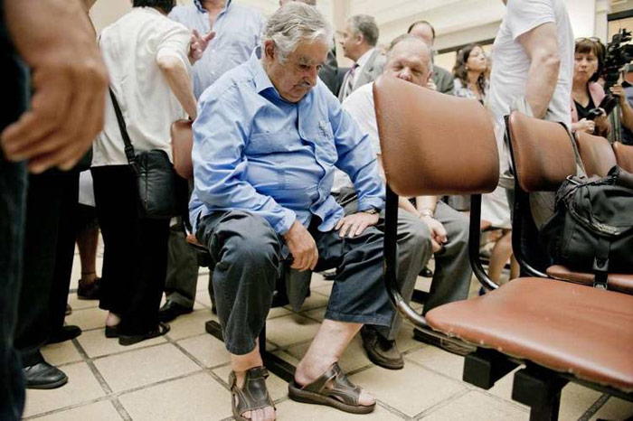 “Pepe” Mujica de guaraches. Foto: AP