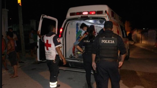 fueron a buscar al vecino, sin embargo, al llegar al domicilio lo encontraron cuando trataba de vestirse. Foto:PorEsto