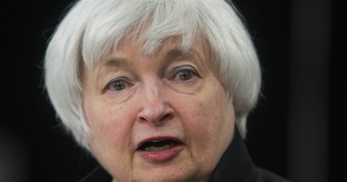 EFE/EUA CARIBE SHM06 WASHINGTON, DC (EEUU), 15/06/2016.- La presidenta de la Reserva Federal de Estados Unidos, Janet Yellen, habla hoy en una rueda de prensa en Washington, DC tras el anuncio de que la Reserva Federal planea dejar las tasas de interÈs sin cambios. Yellen, asegurÛ que el referÈndum del Brexit fue uno de los elementos discutidos durante la reuniÛn del banco central y resultÛ un "factor" a la hora de mantener sin cambios los tipos de interÈs por las "importantes consecuencias" que podrÌa tener. EFE / JIM LO SCALZO