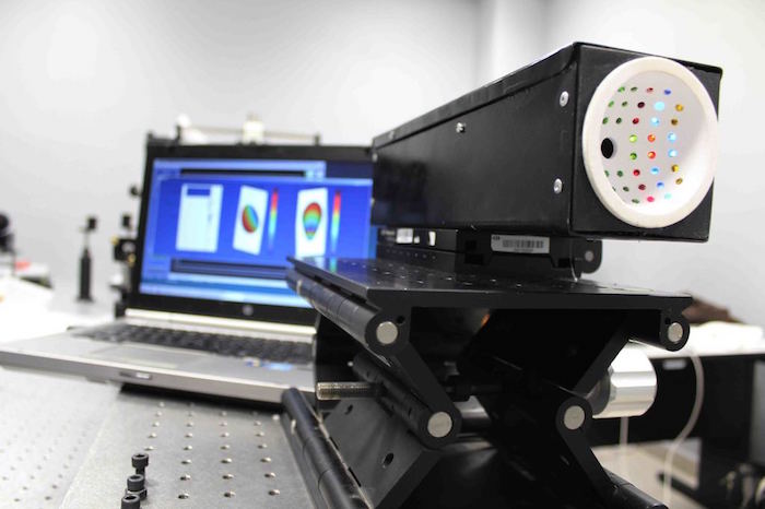 Topógrafo corneal desarrollado en el CIO. Foto: Conacyt