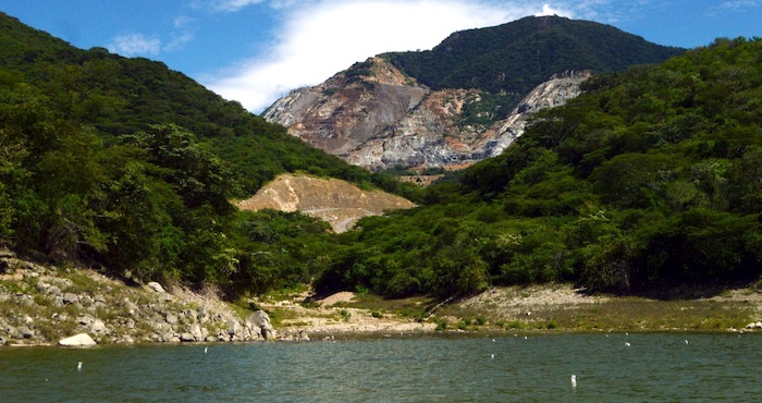 Muere un trabajador de la minera en Cocula. Foto: El Sur.