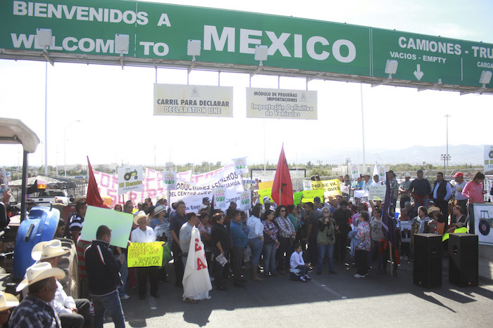 La política de campo sufrió "una erosión", acusó Ernesto Guevara, por un exceso de intervención gubernamental, corrupción y control de uniones ejidales. Foto: Cuartoscuro