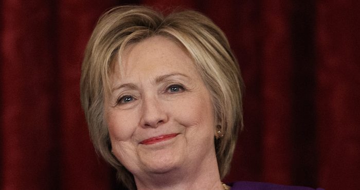 La candidata democrata obtuvo más votos que le republicano, electo por el Colegio. Foto: AP.