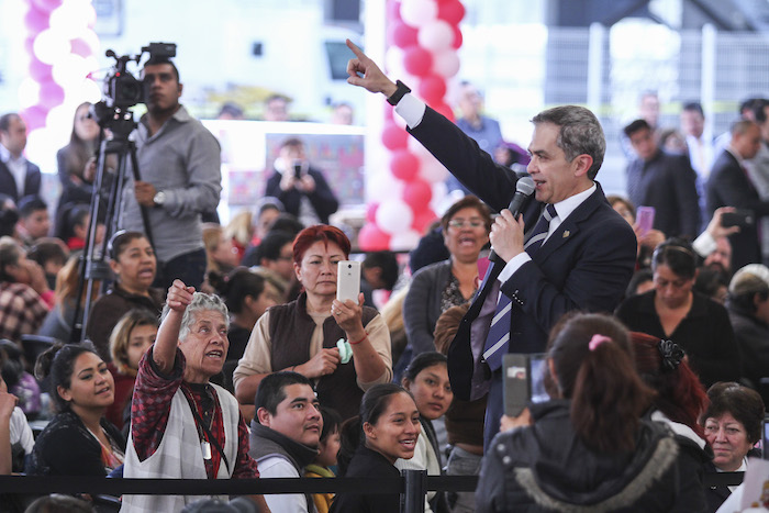 Miguel Ángel Mancera SE encuentra en la carrera porque el PRD no tiene otro candidato visible. Foto: Cuartoscuro