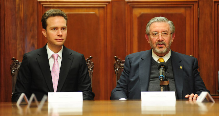 . La oposición partidista chiapaneca no es real, sino una farsa, pues desde los procesos de selección interna de los partidos ha estado presente la mano del actual Gobernador Manuel Velasco. Foto: Cuartoscuro.